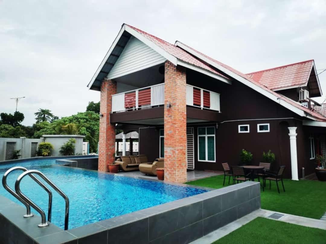 Destini Akef Villa 2 판타이체낭 외부 사진