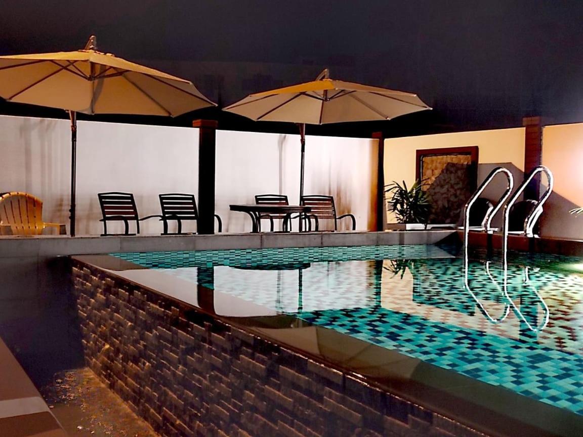 Destini Akef Villa 2 판타이체낭 외부 사진